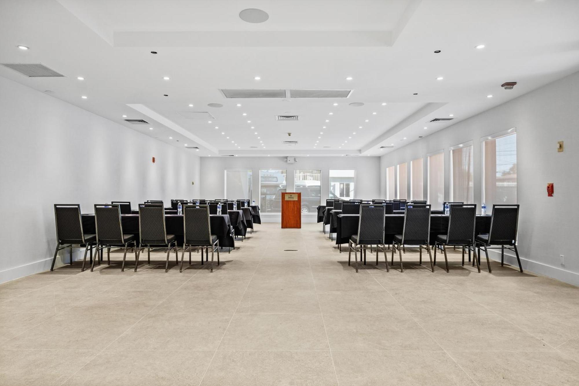 Doubletree By Hilton New York Jfk Airport Ξενοδοχείο Εξωτερικό φωτογραφία